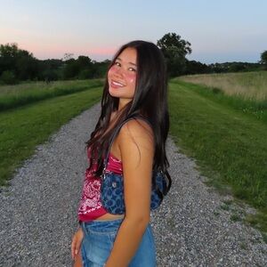 Meet your Posher, Anna